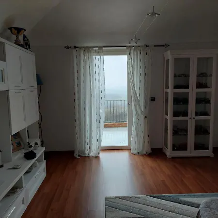 Coda Di Lupo House Monferrato